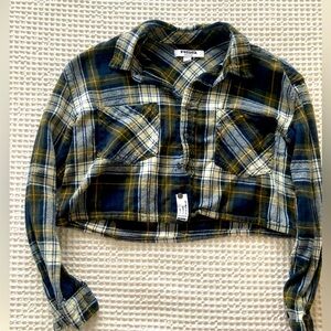 Tillys| Women’s Cropped Flannel